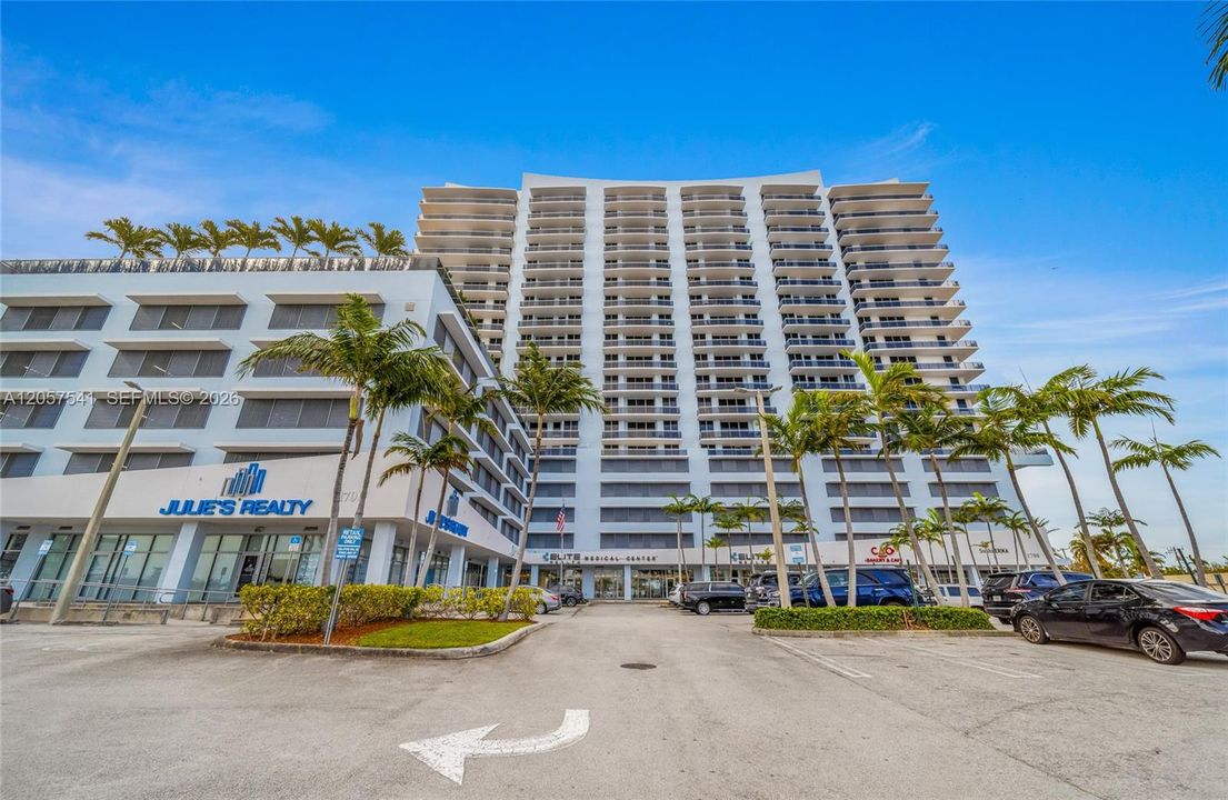 For Rent: $5,000 (2 beds, 2 baths, 1735 Square Feet)