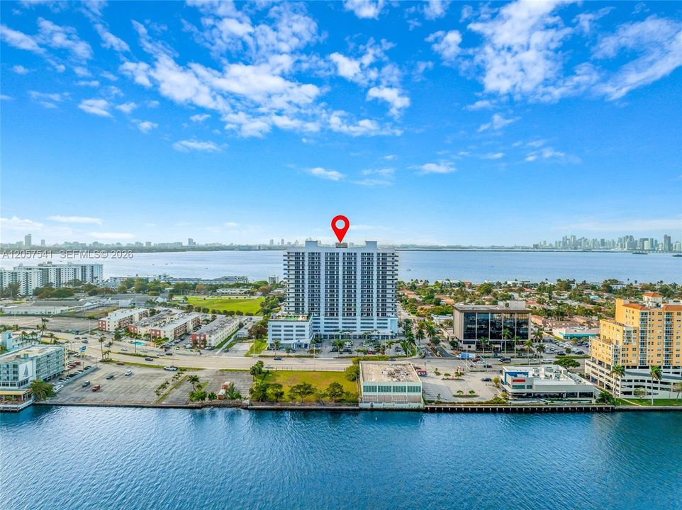 For Rent: $5,000 (2 beds, 2 baths, 1735 Square Feet)