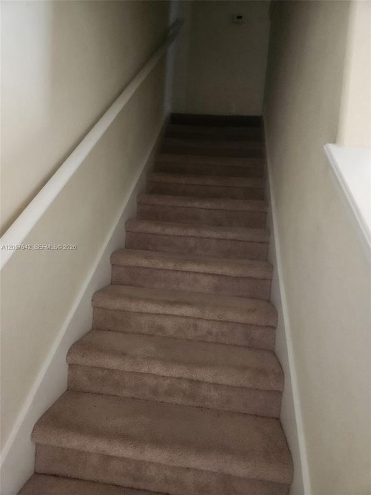 En Renta: $2,250 (3 camas, 2 baños, 1372 Pies cuadrados)