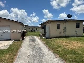 В аренду: $2,874 (4 спален, 2 ванн, 1038 Квадратных фут)