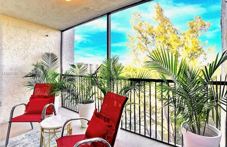 На продажу: $175,000 (2 спален, 2 ванн, 1260 Квадратных фут)