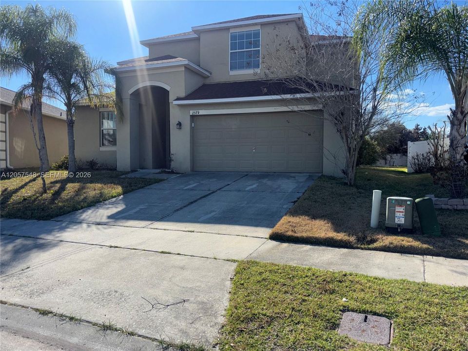 For Rent: $3,000 (5 beds, 2 baths, 3108 Square Feet)