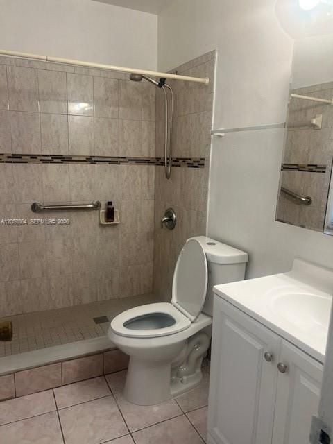 En Renta: $4,200 (3 camas, 2 baños, 1270 Pies cuadrados)