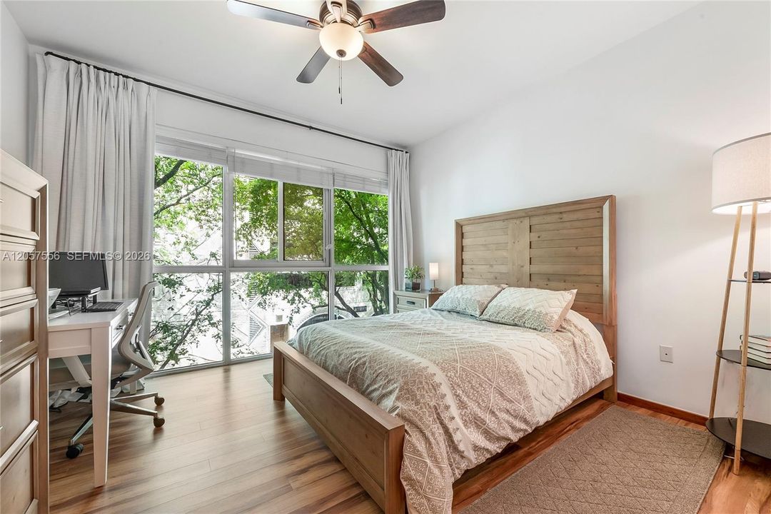 В аренду: $9,000 (3 спален, 3 ванн, 1751 Квадратных фут)