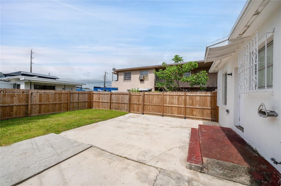 En Venta: $640,000 (0 camas, 0 baños, 1750 Pies cuadrados)