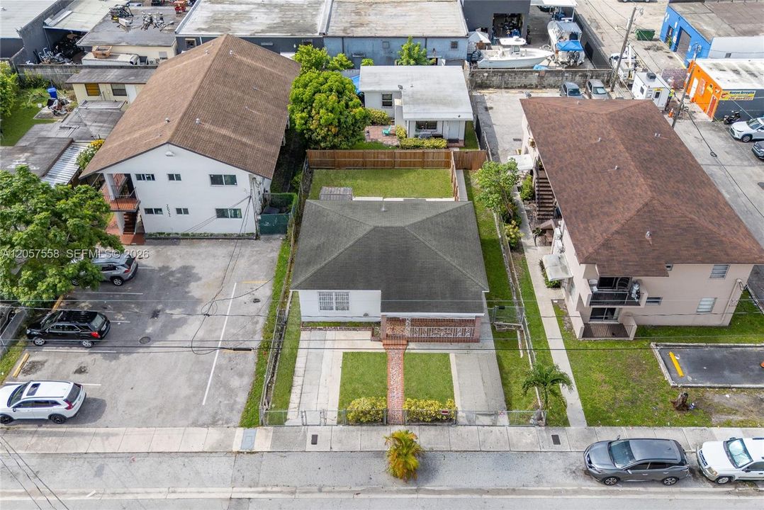 En Venta: $640,000 (0 camas, 0 baños, 1750 Pies cuadrados)