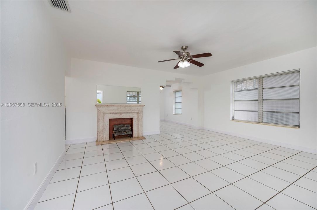 En Venta: $640,000 (0 camas, 0 baños, 1750 Pies cuadrados)