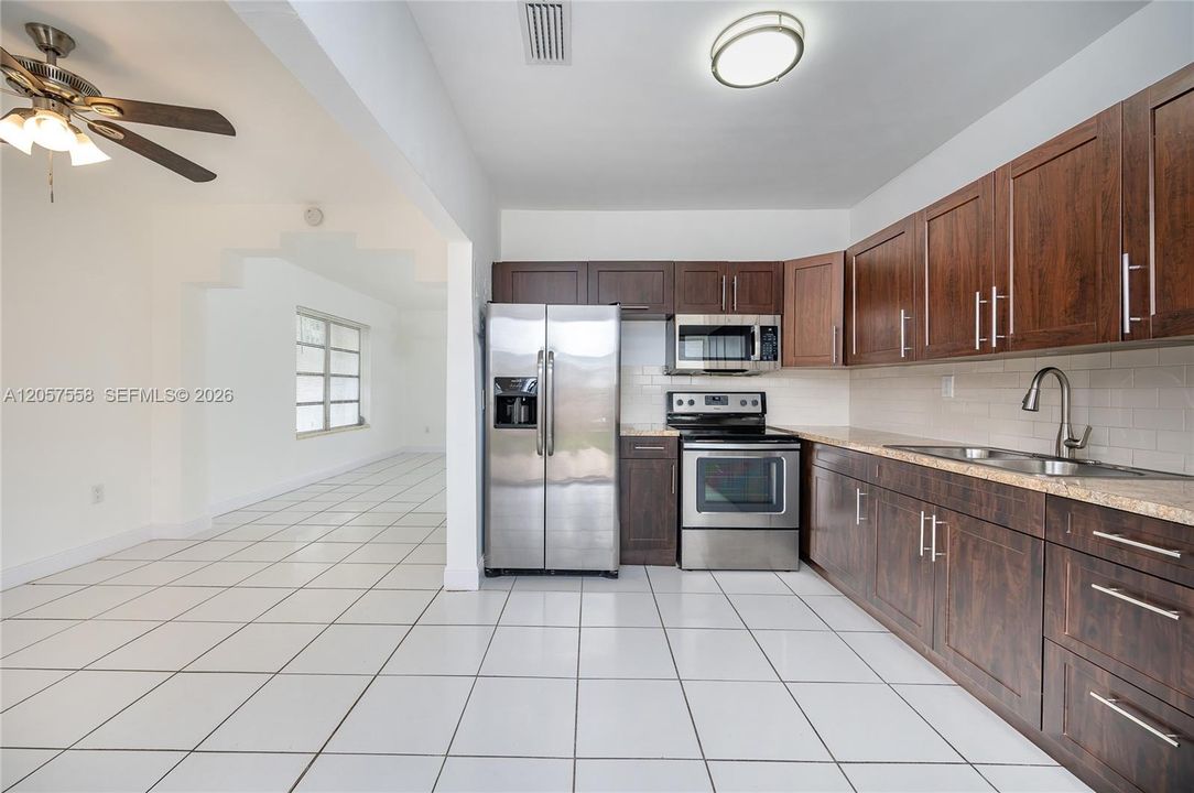 En Venta: $640,000 (0 camas, 0 baños, 1750 Pies cuadrados)