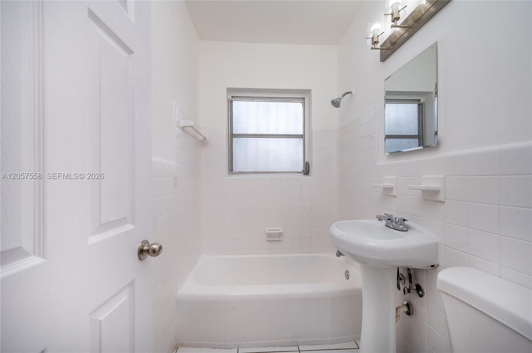 En Venta: $640,000 (0 camas, 0 baños, 1750 Pies cuadrados)