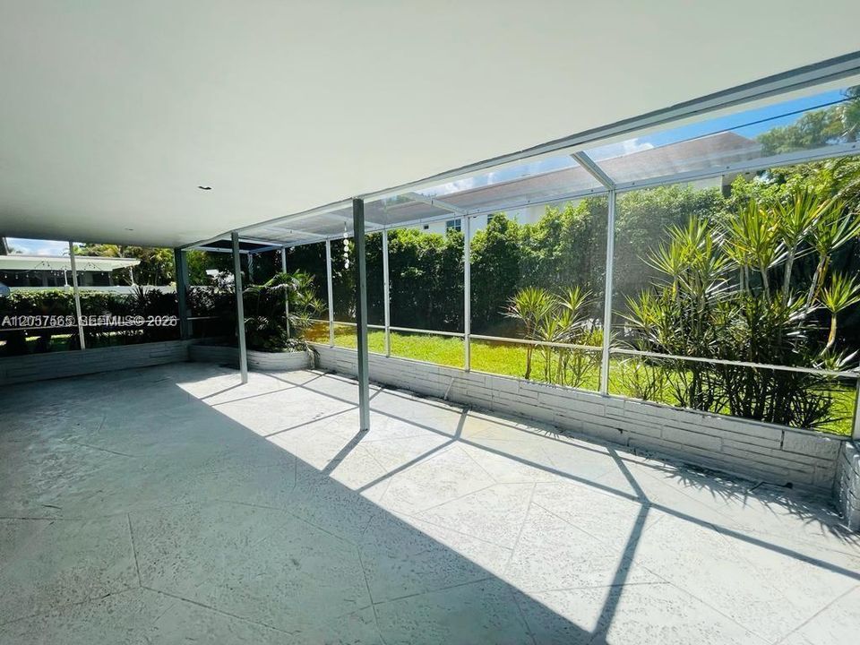 En Renta: $3,750 (3 camas, 2 baños, 1588 Pies cuadrados)