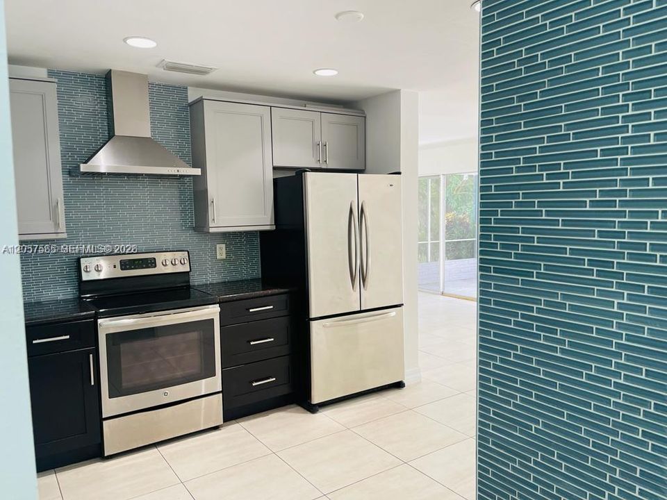 En Renta: $3,750 (3 camas, 2 baños, 1588 Pies cuadrados)