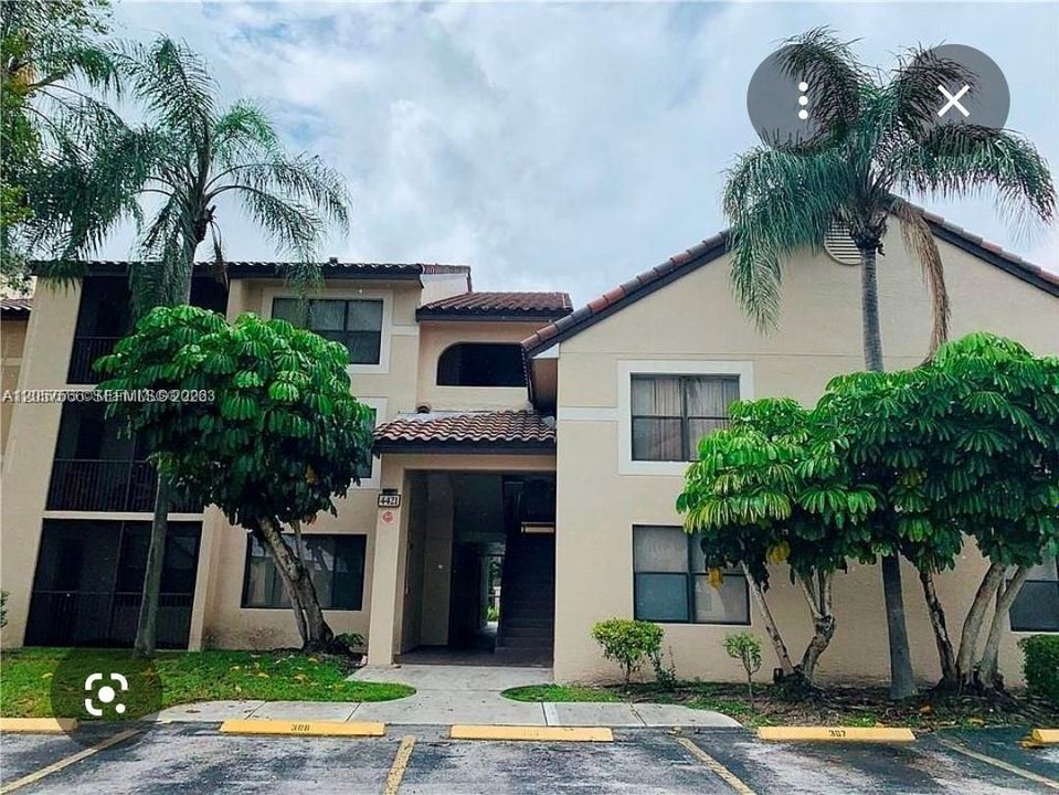 For Sale: $190,000 (2 beds, 1 baths, 800 Square Feet)