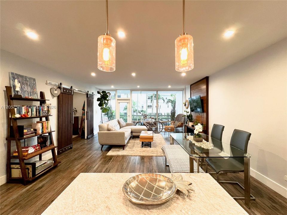 En Venta: $415,000 (1 camas, 1 baños, 787 Pies cuadrados)