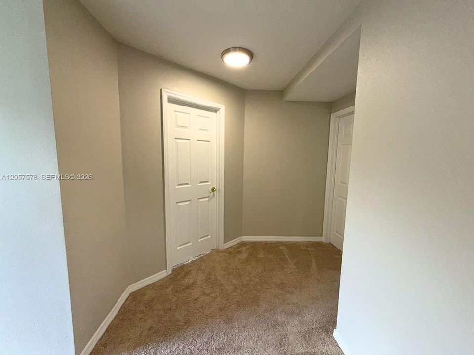 В аренду: $3,300 (6 спален, 4 ванн, 3396 Квадратных фут)