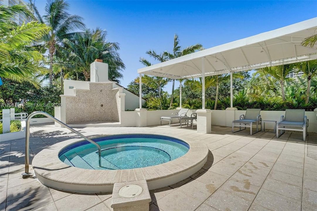 En Venta: $1,175,000 (2 camas, 2 baños, 2154 Pies cuadrados)