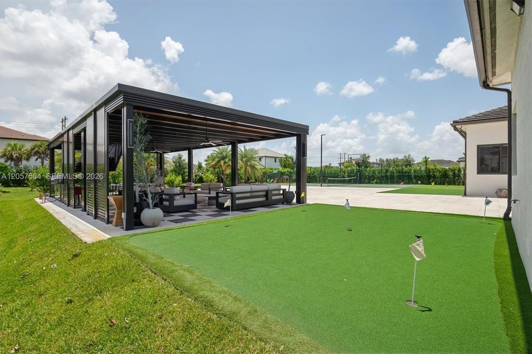 En Venta: $3,650,000 (5 camas, 3 baños, 4300 Pies cuadrados)
