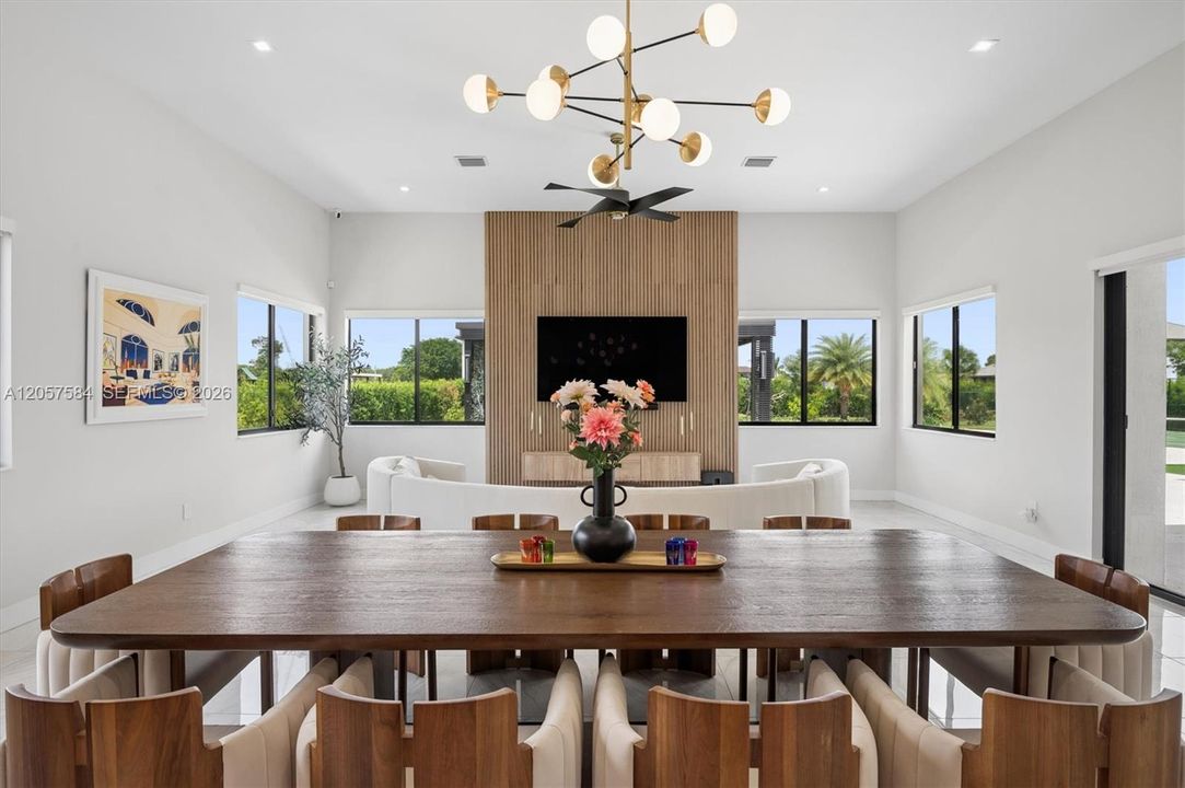 En Venta: $3,650,000 (5 camas, 3 baños, 4300 Pies cuadrados)