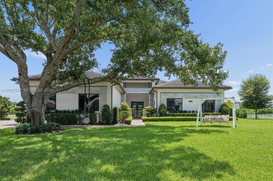 En Venta: $3,650,000 (5 camas, 3 baños, 4300 Pies cuadrados)