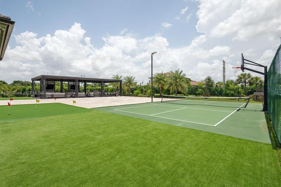 En Venta: $3,650,000 (5 camas, 3 baños, 4300 Pies cuadrados)