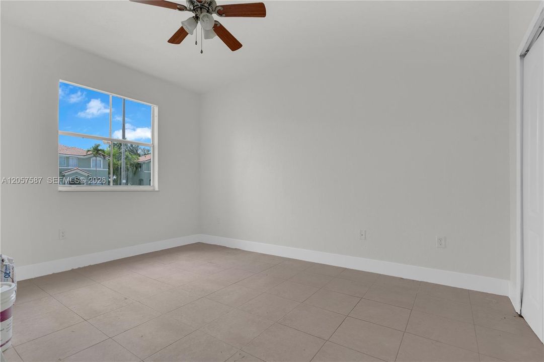 For Sale: $189,000 (3 beds, 2 baths, 1166 Square Feet)