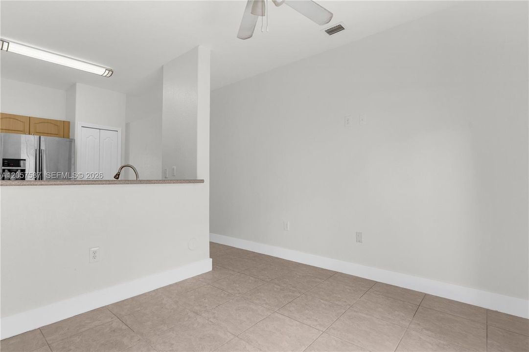 For Sale: $189,000 (3 beds, 2 baths, 1166 Square Feet)