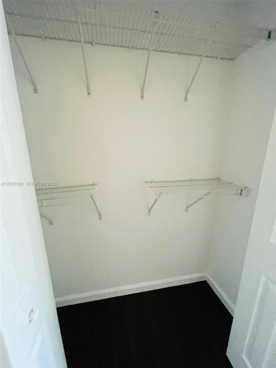 En Venta: $415,000 (3 camas, 2 baños, 1207 Pies cuadrados)
