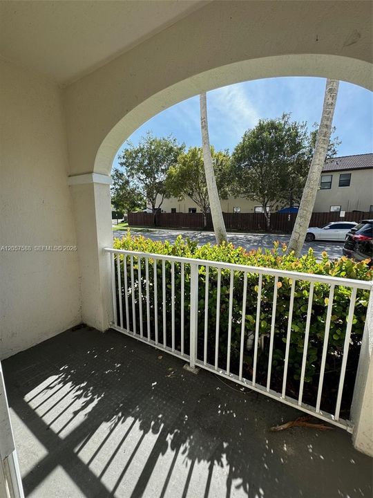 En Venta: $415,000 (3 camas, 2 baños, 1207 Pies cuadrados)