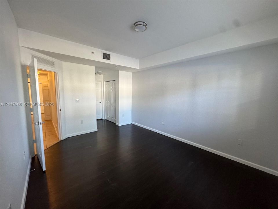 En Venta: $415,000 (3 camas, 2 baños, 1207 Pies cuadrados)
