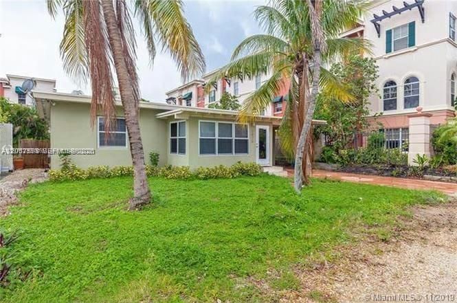 En Venta: $750,000 (2 camas, 1 baños, 1031 Pies cuadrados)