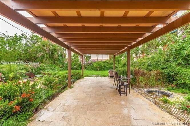 En Venta: $750,000 (2 camas, 1 baños, 1031 Pies cuadrados)