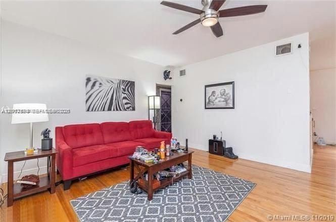 En Venta: $750,000 (2 camas, 1 baños, 1031 Pies cuadrados)