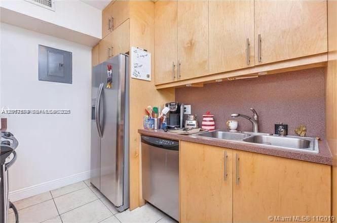 En Venta: $750,000 (2 camas, 1 baños, 1031 Pies cuadrados)