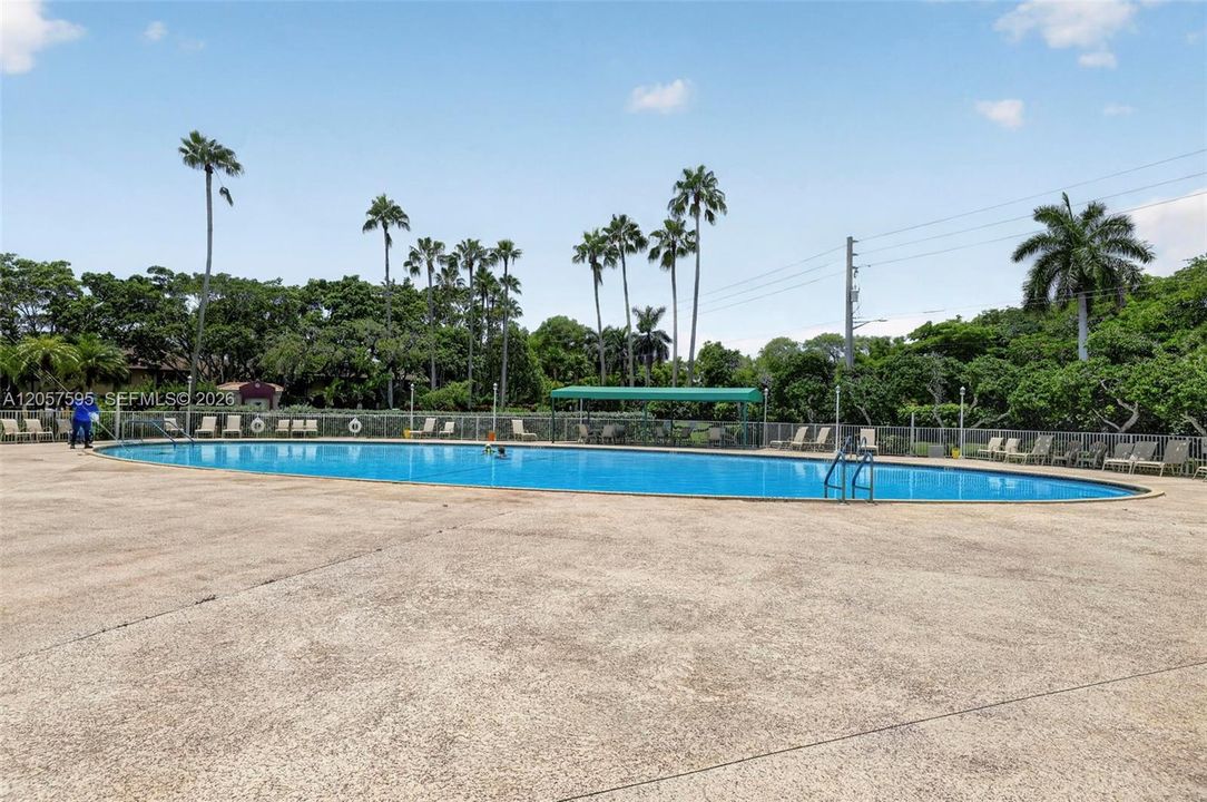На продажу: $149,000 (2 спален, 2 ванн, 1187 Квадратных фут)