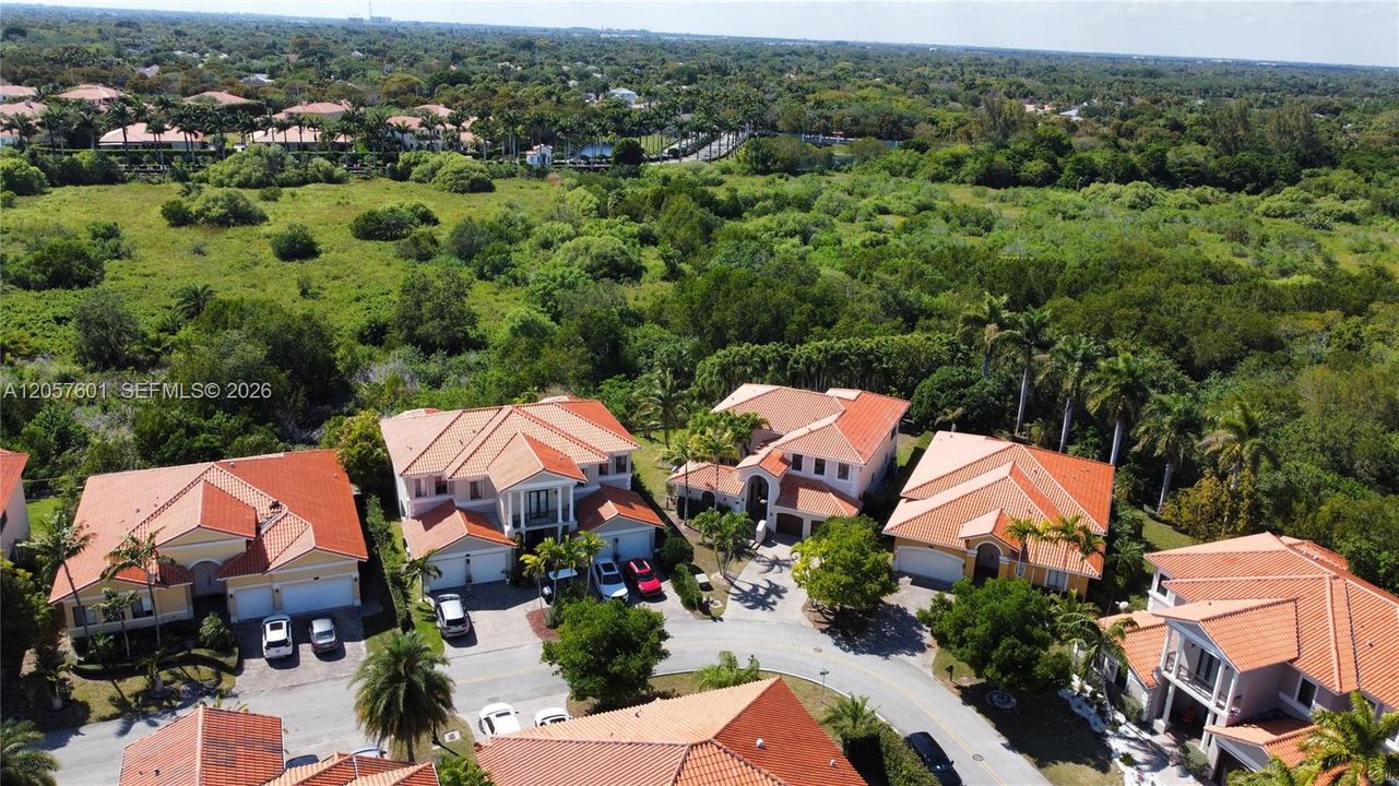 For Sale: $950,000 (5 beds, 5 baths, 3479 Square Feet)
