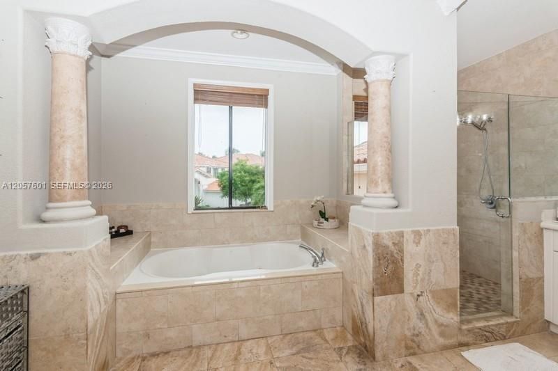 For Sale: $950,000 (5 beds, 5 baths, 3479 Square Feet)
