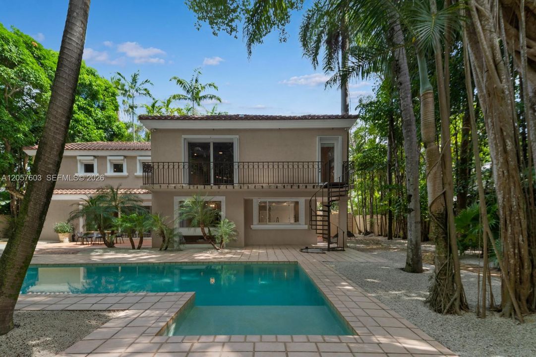 For Sale: $4,590,000 (4 beds, 4 baths, 4240 Square Feet)