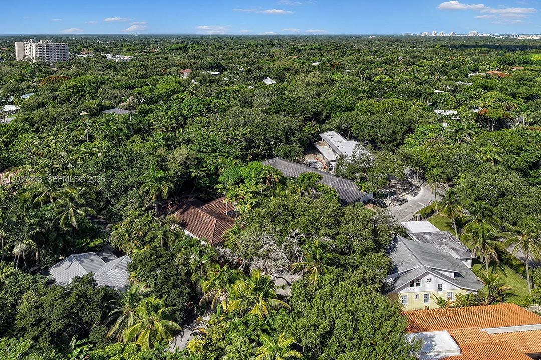 For Sale: $4,590,000 (4 beds, 4 baths, 4240 Square Feet)