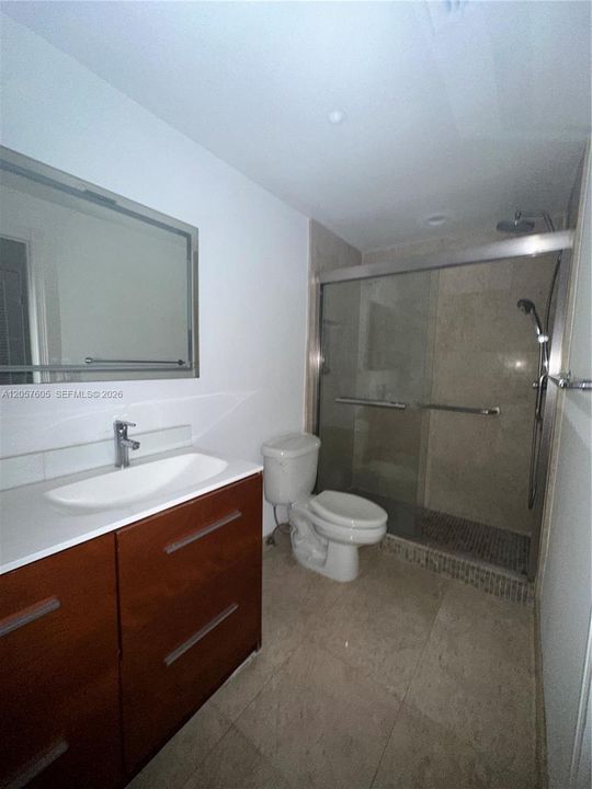 En Renta: $4,000 (3 camas, 3 baños, 1700 Pies cuadrados)