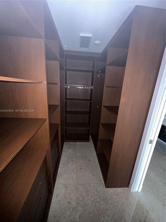 En Renta: $4,000 (3 camas, 3 baños, 1700 Pies cuadrados)