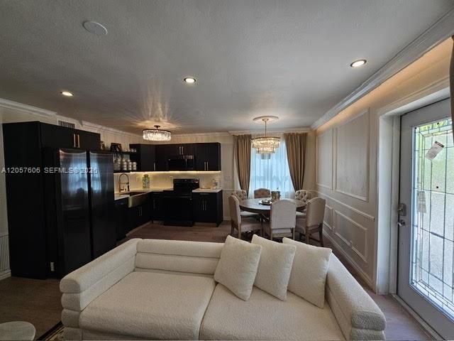 В аренду: $4,200 (3 спален, 2 ванн, 1251 Квадратных фут)
