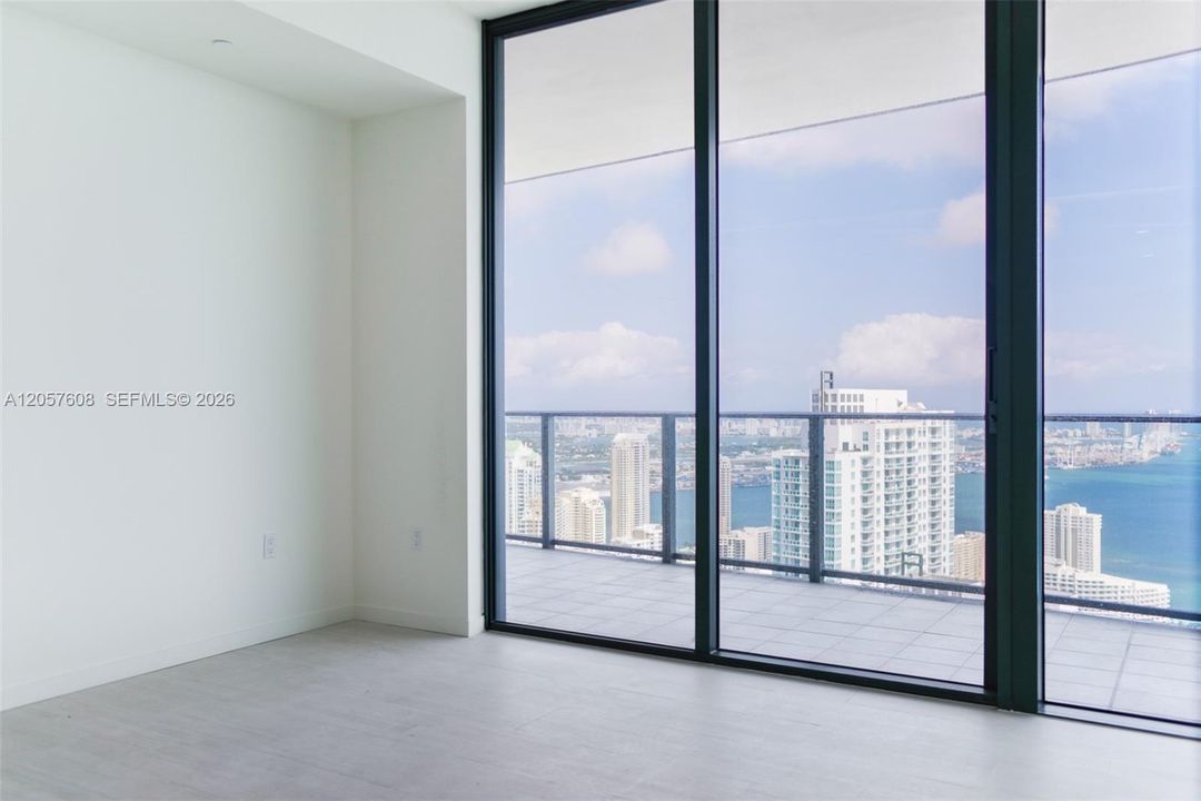 For Rent: $17,000 (3 beds, 3 baths, 1912 Square Feet)