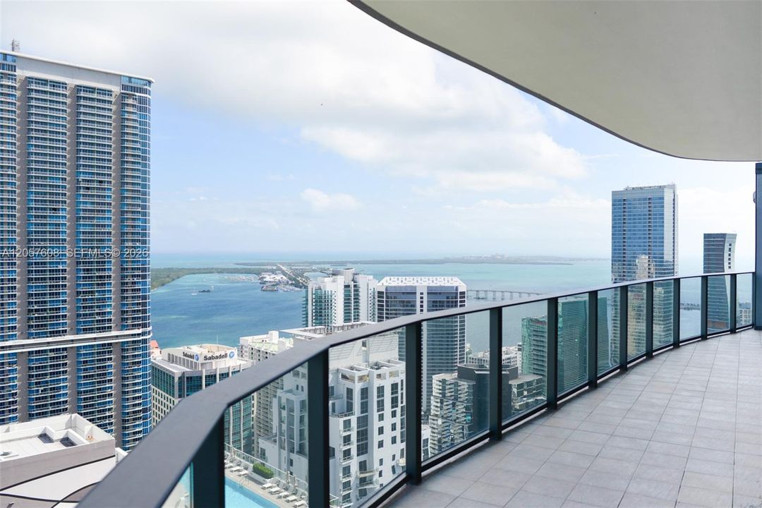 For Rent: $17,000 (3 beds, 3 baths, 1912 Square Feet)
