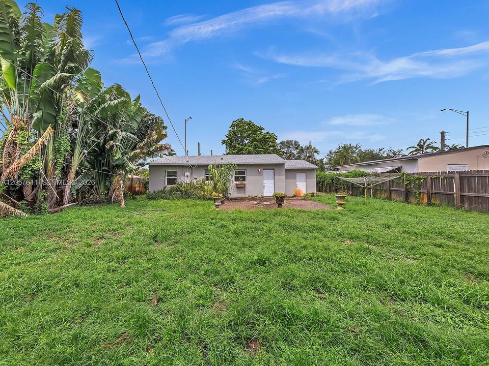 En Venta: $650,000 (3 camas, 1 baños, 1080 Pies cuadrados)
