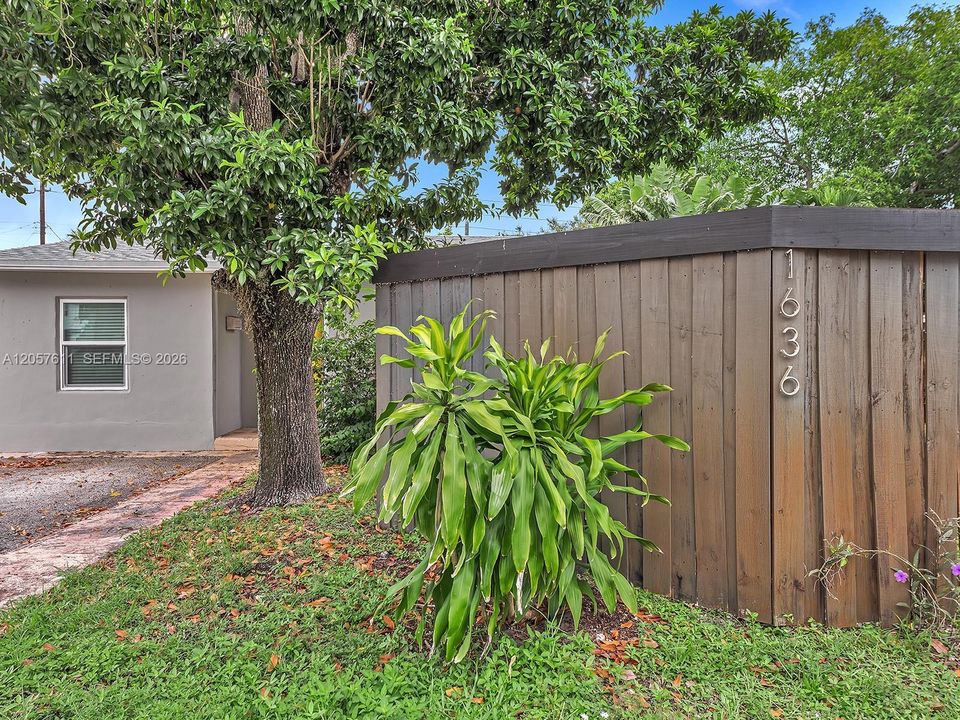 En Venta: $650,000 (3 camas, 1 baños, 1080 Pies cuadrados)