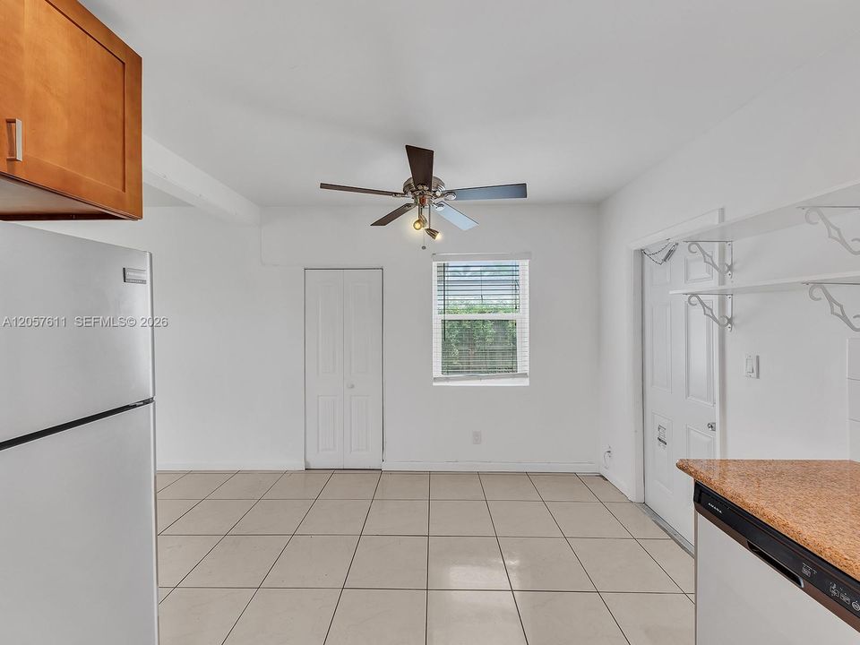 En Venta: $650,000 (3 camas, 1 baños, 1080 Pies cuadrados)