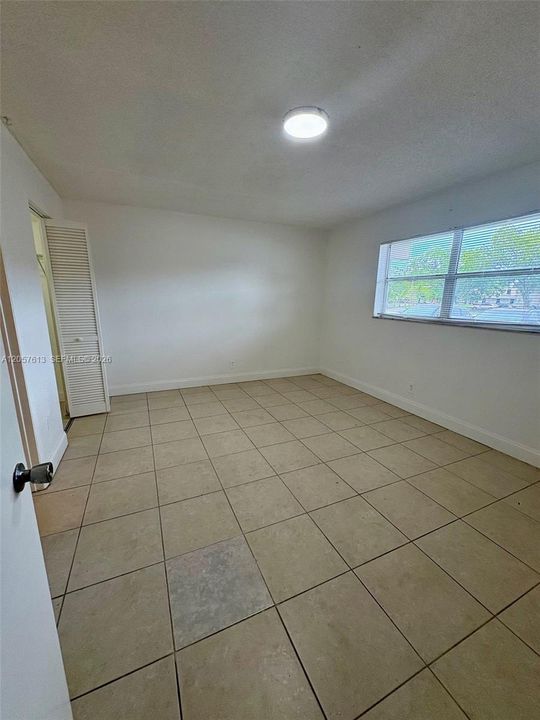 В аренду: $1,500 (1 спален, 1 ванн, 750 Квадратных фут)
