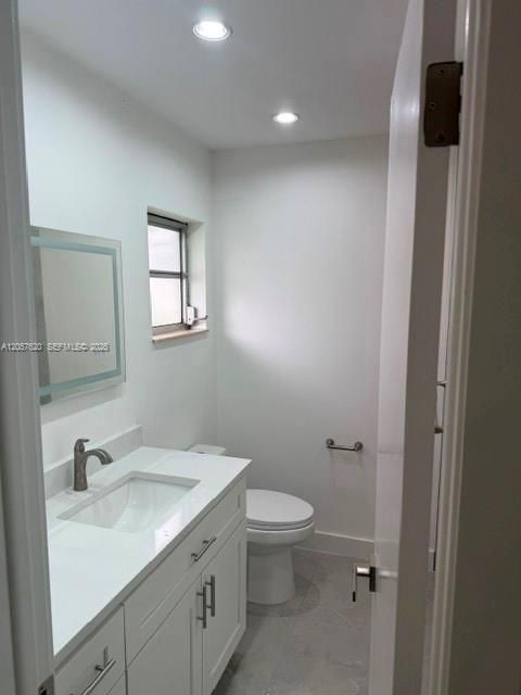 For Sale: $310,000 (2 beds, 2 baths, 1288 Square Feet)