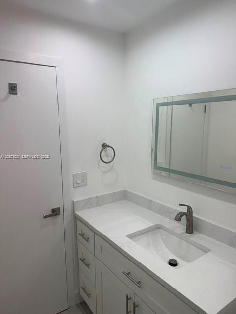 For Sale: $310,000 (2 beds, 2 baths, 1288 Square Feet)
