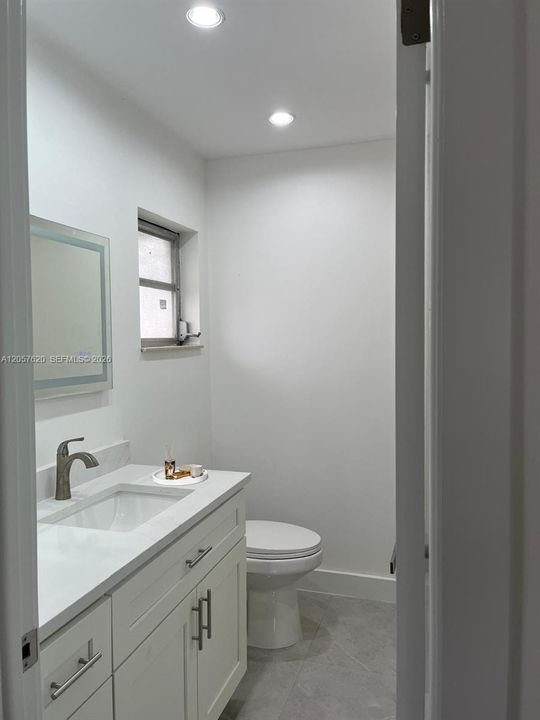 For Sale: $310,000 (2 beds, 2 baths, 1288 Square Feet)