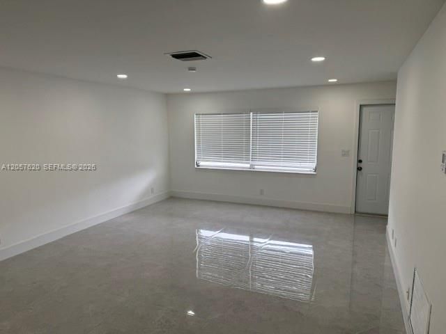 For Sale: $310,000 (2 beds, 2 baths, 1288 Square Feet)
